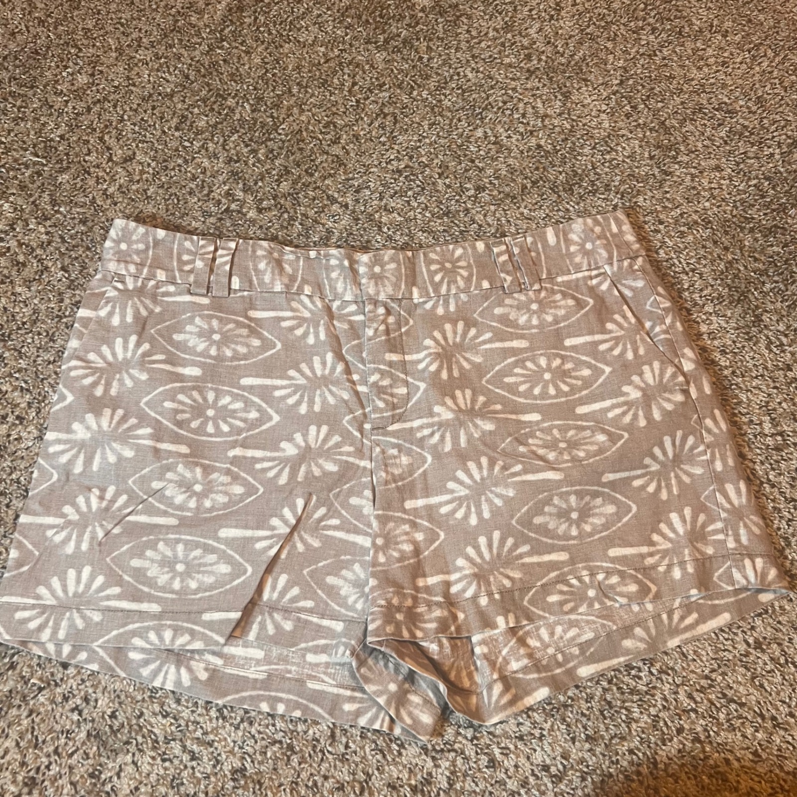Ann Taylor Loft Floral Print Casual Shorts - Neutral Tan Beige - Size 14